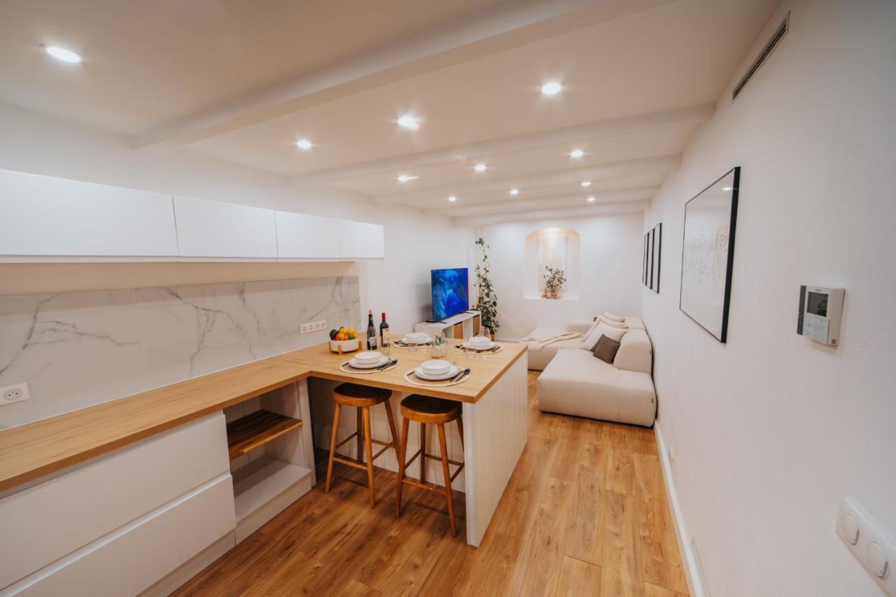 Perfect Family-Oriented And Renovated Townhouse In The Old Antibes Leilighet Eksteriør bilde