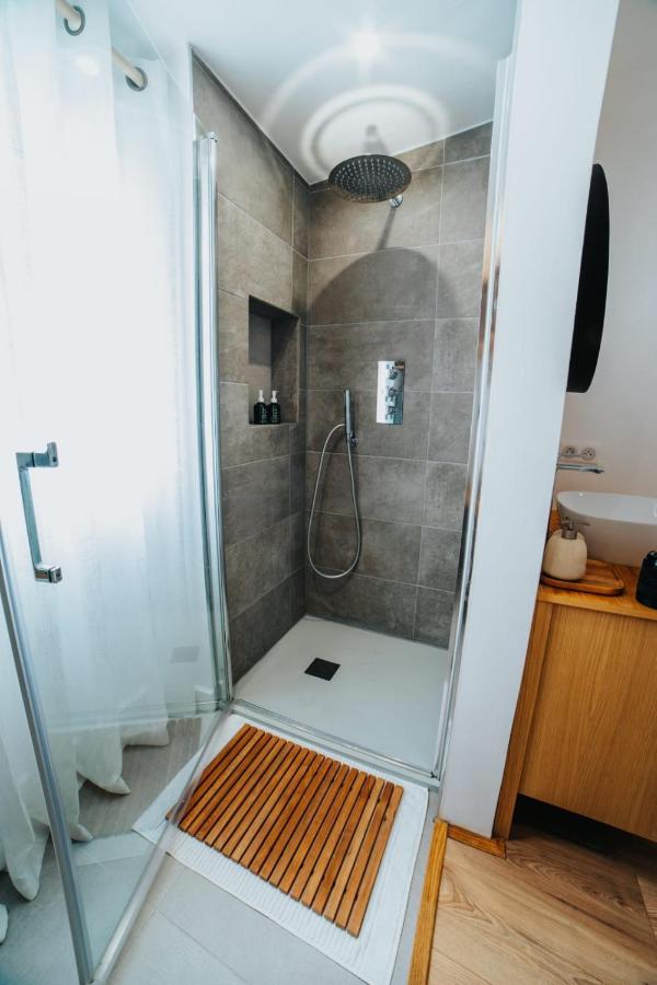 Perfect Family-Oriented And Renovated Townhouse In The Old Antibes Leilighet Eksteriør bilde